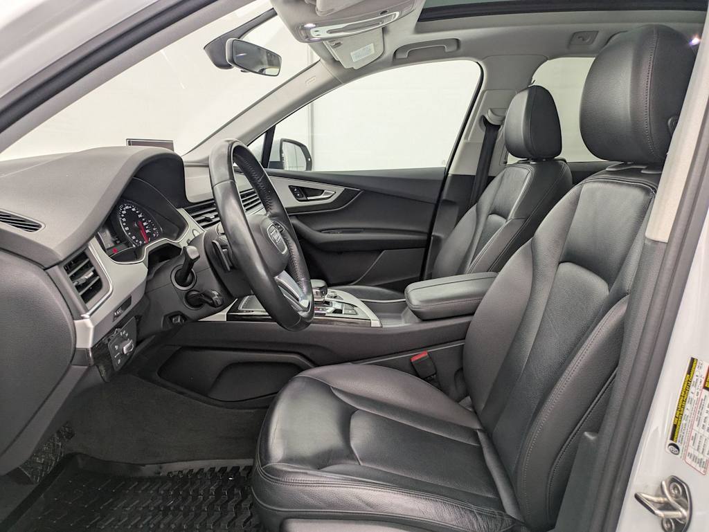 Thumbnail: 2019 Audi Q7 - 11