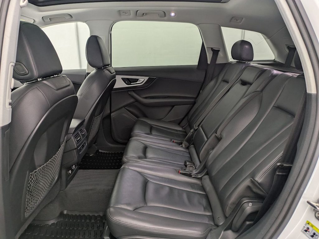 Thumbnail: 2019 Audi Q7 - 28