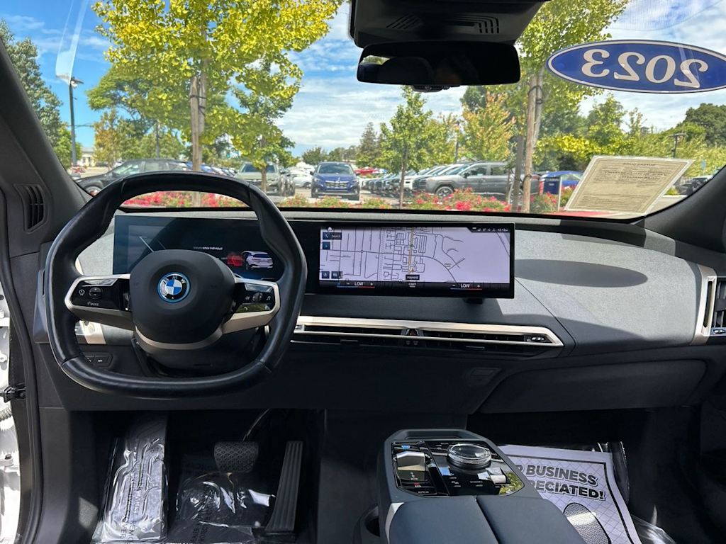 Thumbnail: 2023 BMW iX - 2