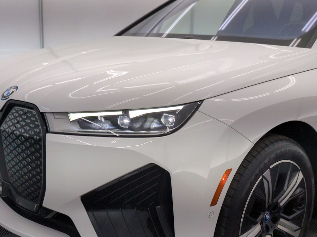 Thumbnail: 2023 BMW iX - 24