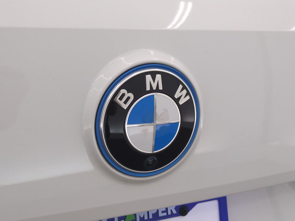 Thumbnail: 2023 BMW iX - 7