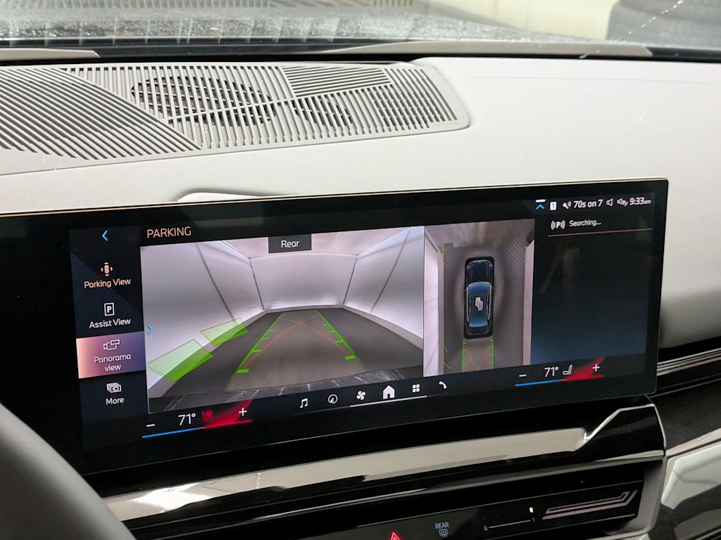 Thumbnail: 2024 BMW 5 Series - 34