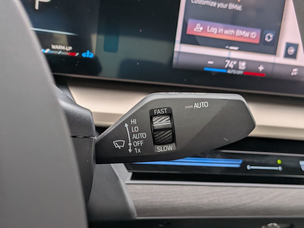 Thumbnail: 2024 BMW 5 Series - 15