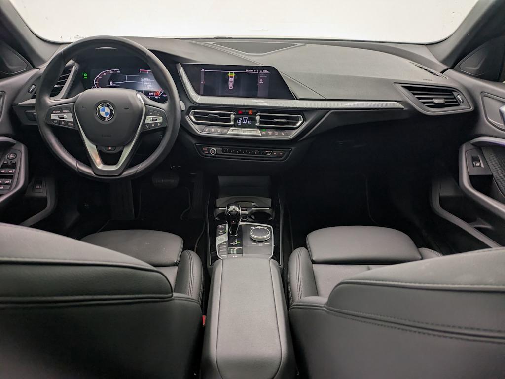 Thumbnail: 2024 BMW 2 Series - 9