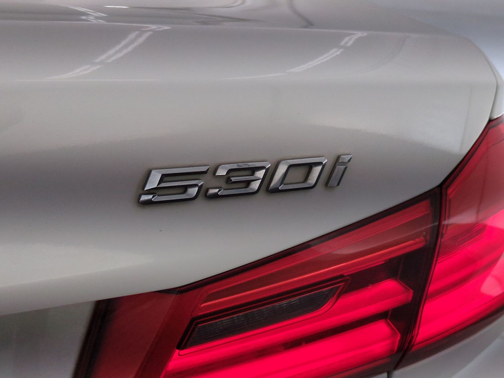 Thumbnail: 2018 BMW 5 Series - 7