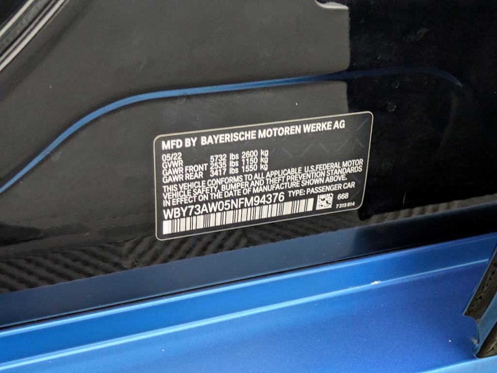 Thumbnail: 2022 BMW i4 - 18