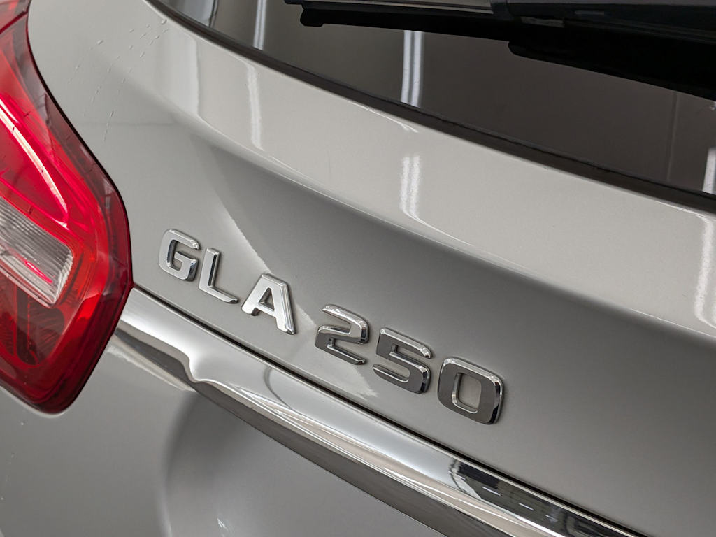 Thumbnail: 2018 Mercedes-Benz GLA - 7