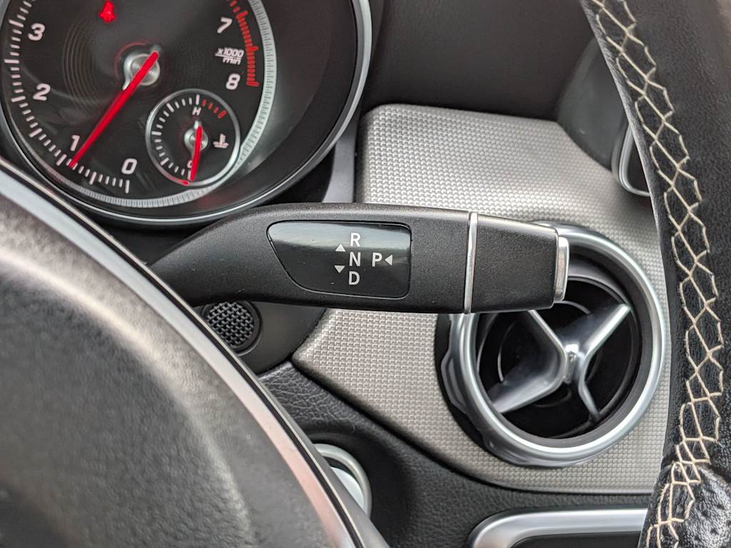 Thumbnail: 2018 Mercedes-Benz GLA - 35