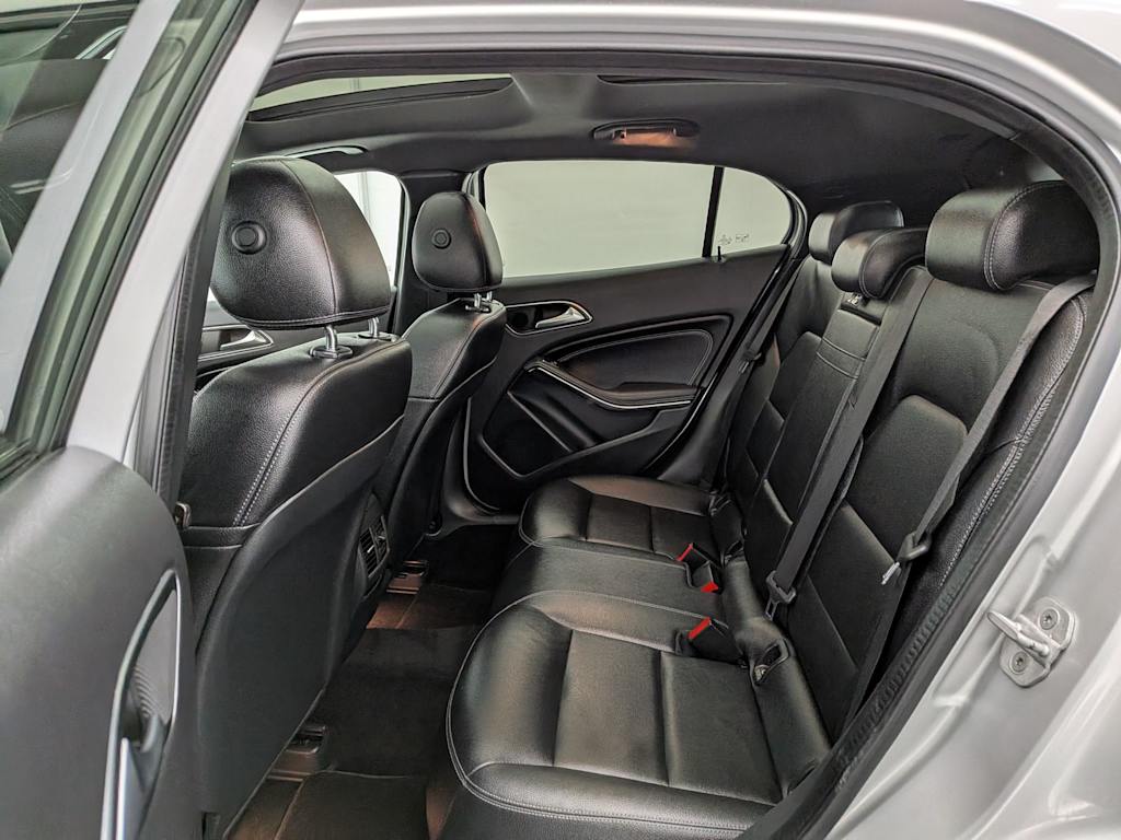 Thumbnail: 2018 Mercedes-Benz GLA - 28