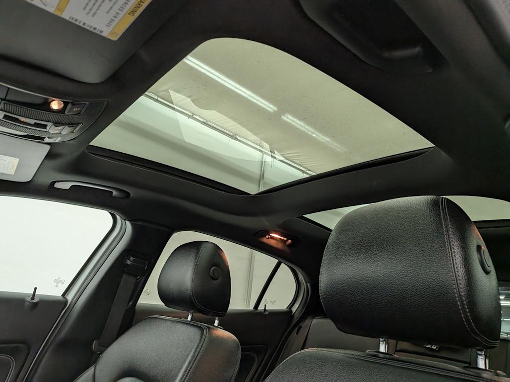 Thumbnail: 2018 Mercedes-Benz GLA - 27