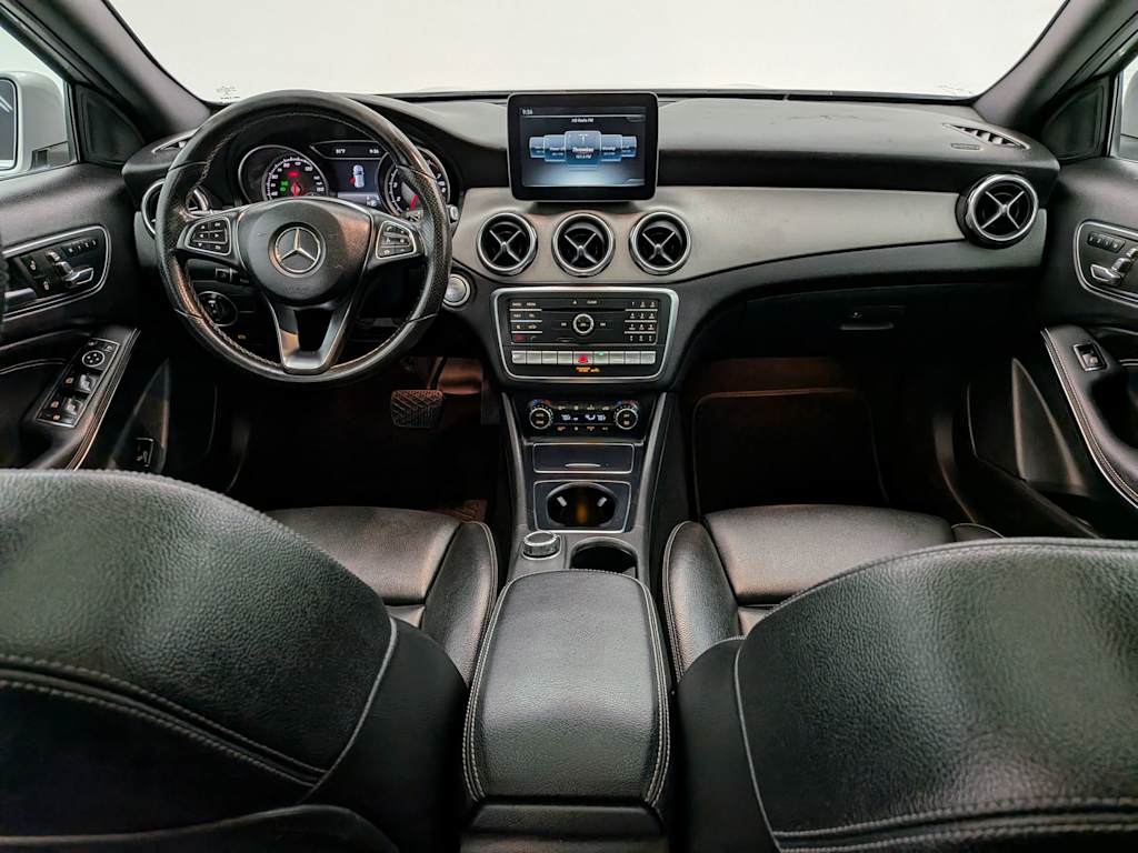 Thumbnail: 2018 Mercedes-Benz GLA - 10