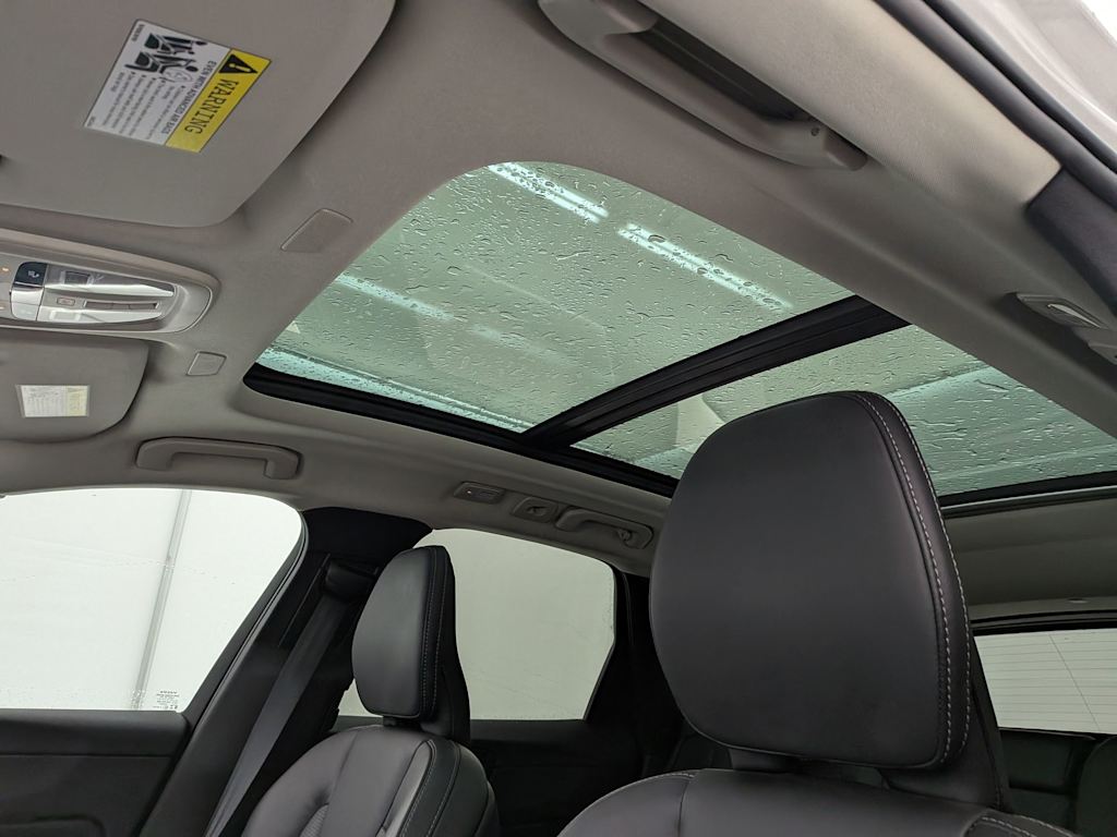 Thumbnail: 2022 Volvo XC60 - 28