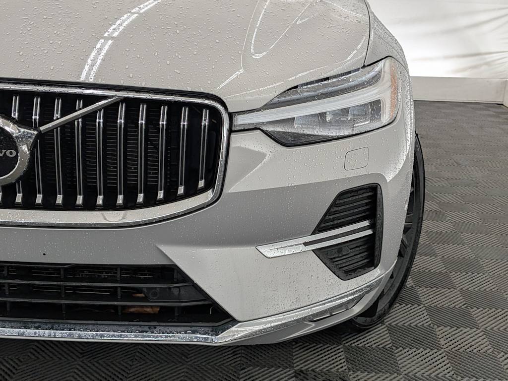 Thumbnail: 2022 Volvo XC60 - 24