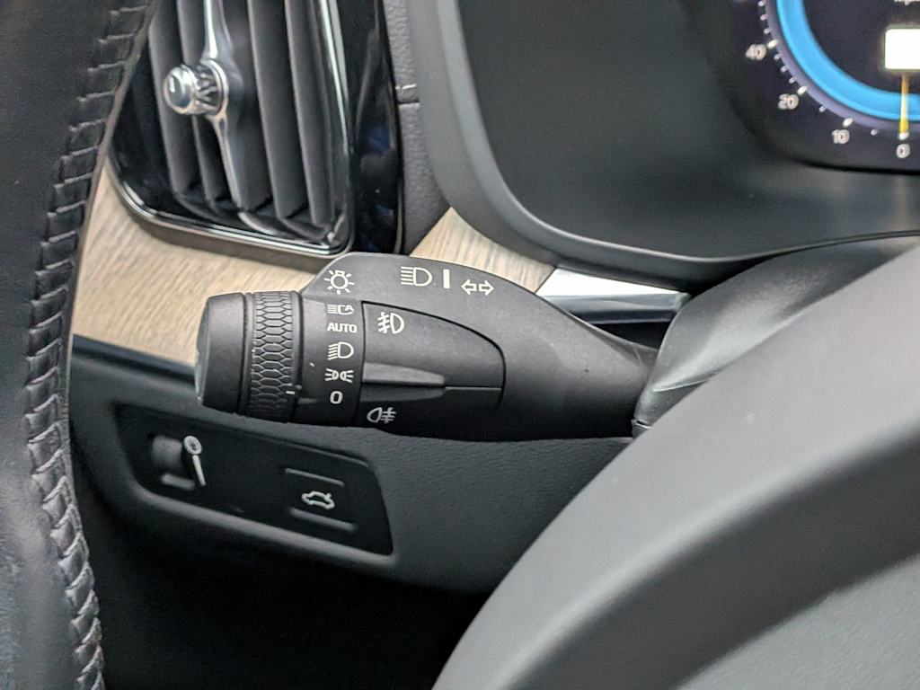 Thumbnail: 2022 Volvo XC60 - 34