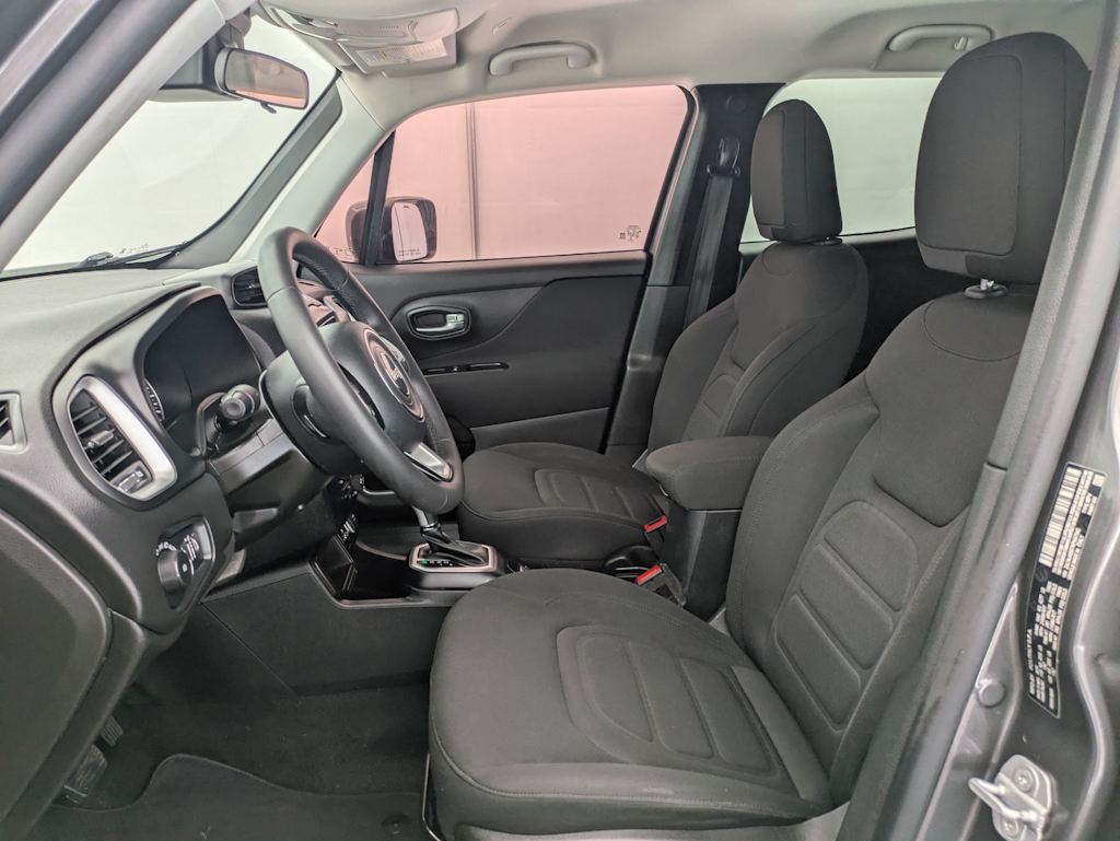 Thumbnail: 2019 Jeep Renegade - 11
