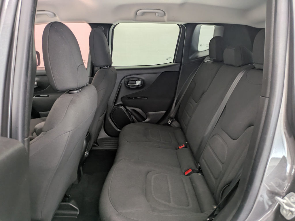 Thumbnail: 2019 Jeep Renegade - 28
