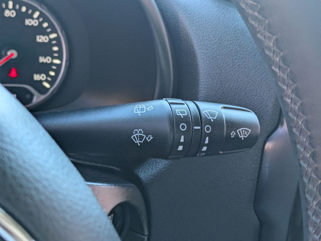 Thumbnail: 2019 Jeep Renegade - 32