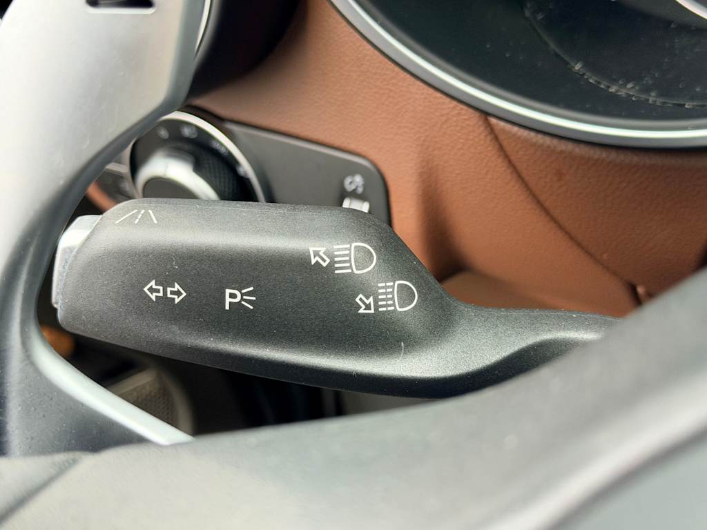 Thumbnail: 2018 Alfa Romeo Stelvio - 16