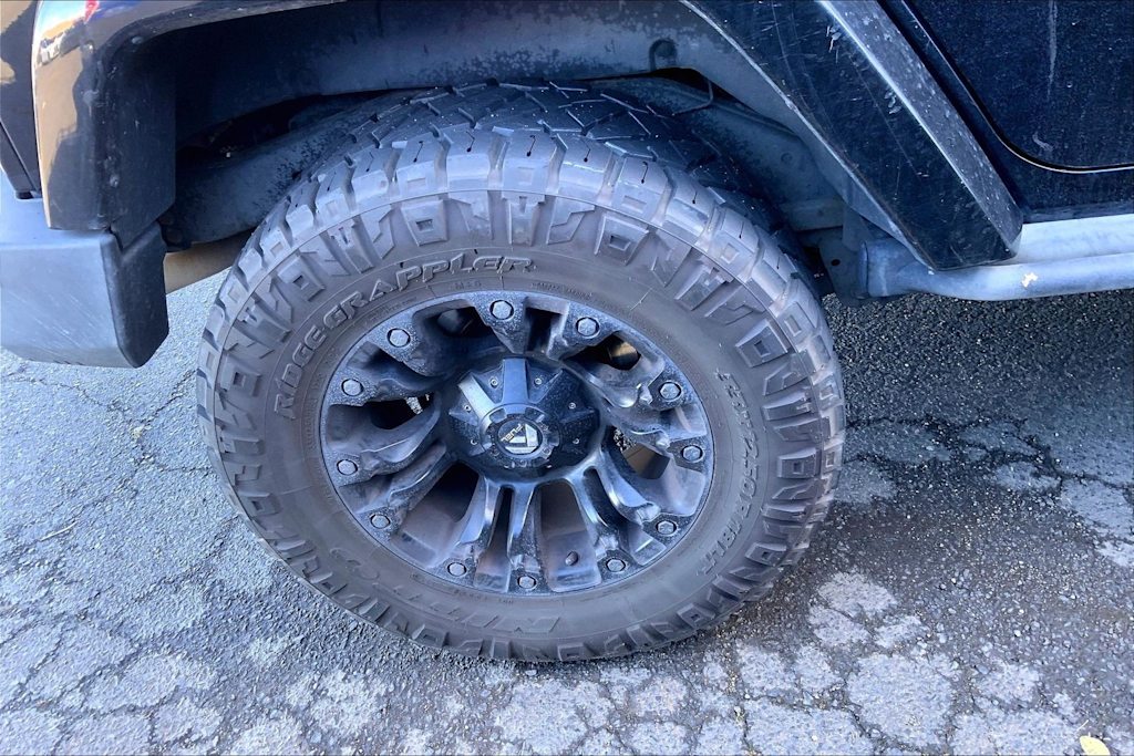 Thumbnail: 2015 Jeep Wrangler - 20