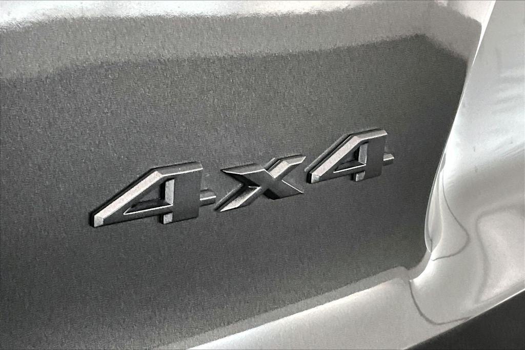 Thumbnail: 2021 Jeep Cherokee - 7