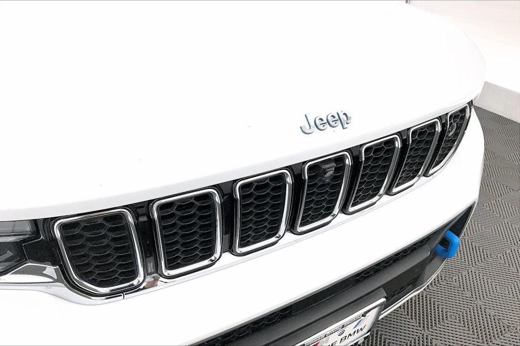 Thumbnail: 2023 Jeep Grand Cherokee - 33