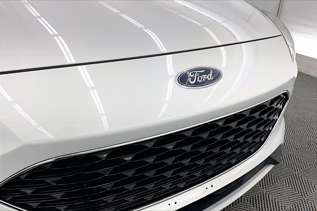Thumbnail: 2020 Ford Escape - 33