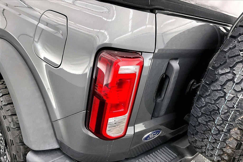Thumbnail: 2021 Ford Bronco - 32