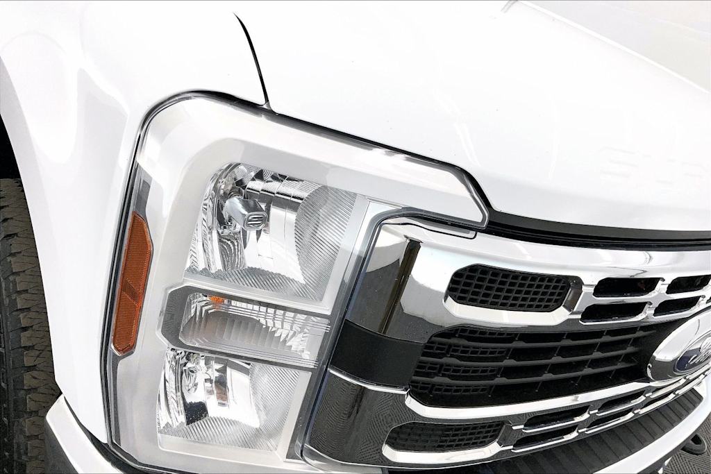 Thumbnail: 2024 Ford F-250 - 31