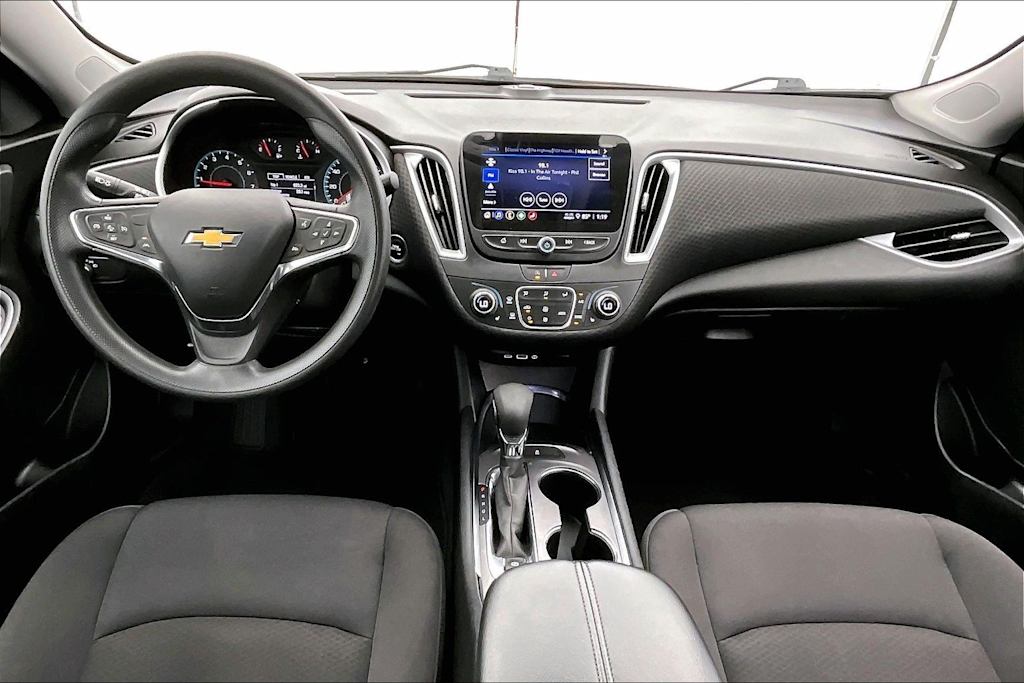 Thumbnail: 2023 Chevrolet Malibu - 9