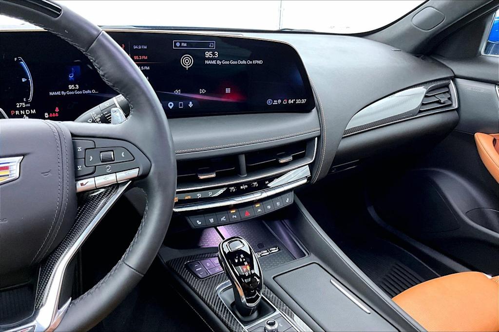 Thumbnail: 2026 Cadillac CT5 - 14
