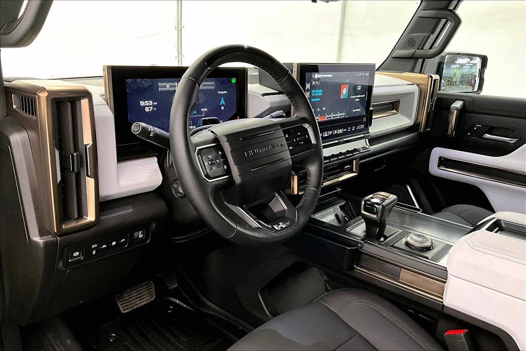 Thumbnail: 2025 GMC Hummer EV - 2