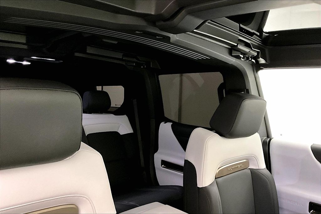Thumbnail: 2025 GMC Hummer EV - 31