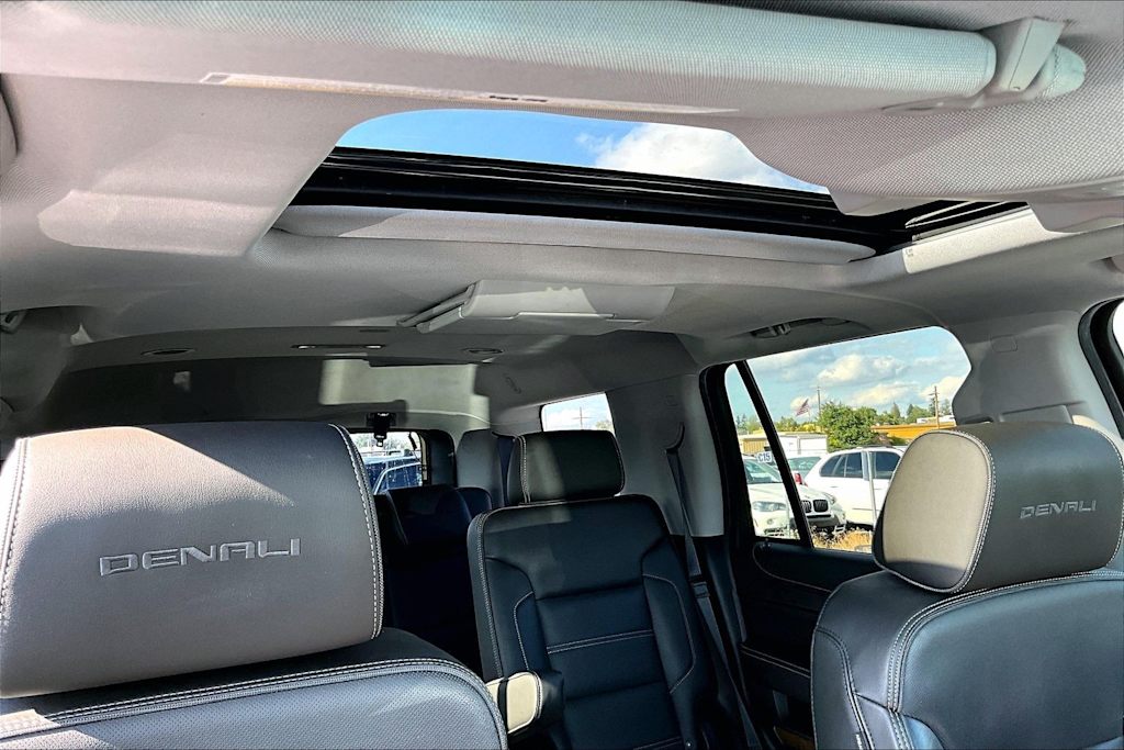 Thumbnail: 2019 GMC Yukon - 21