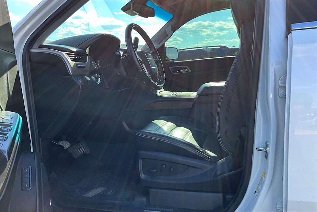 Thumbnail: 2019 GMC Yukon - 11