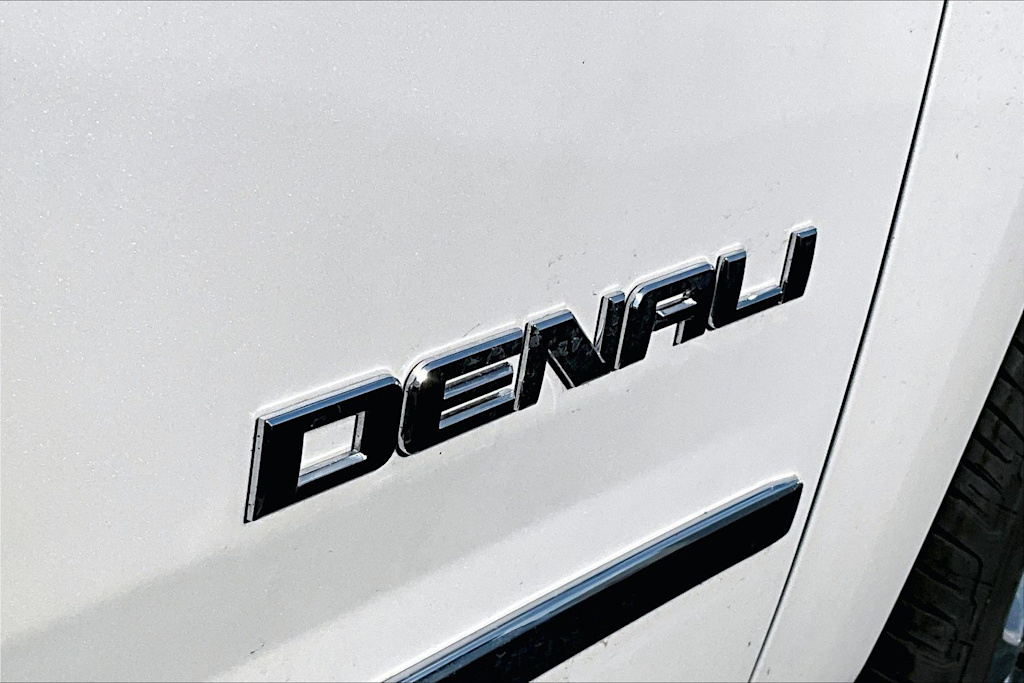 Thumbnail: 2019 GMC Yukon - 7