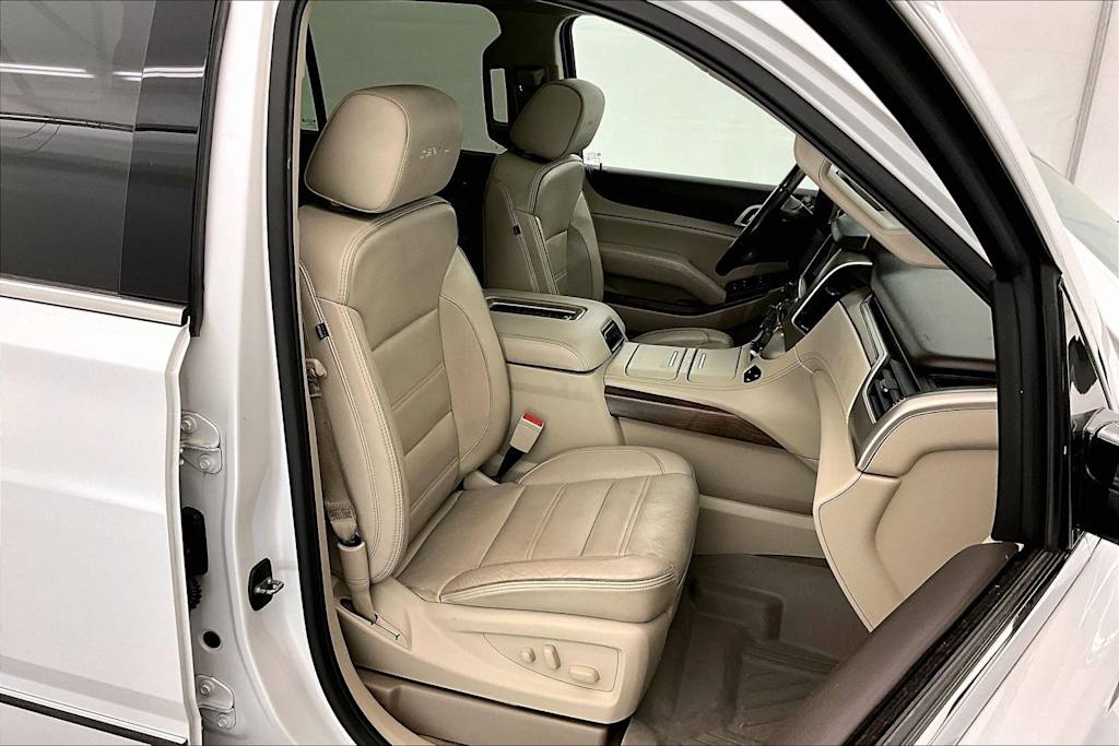 Thumbnail: 2019 GMC Yukon XL - 12