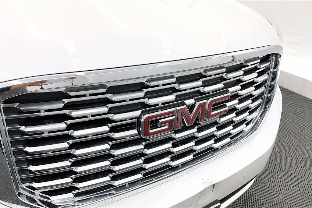 Thumbnail: 2019 GMC Yukon XL - 33