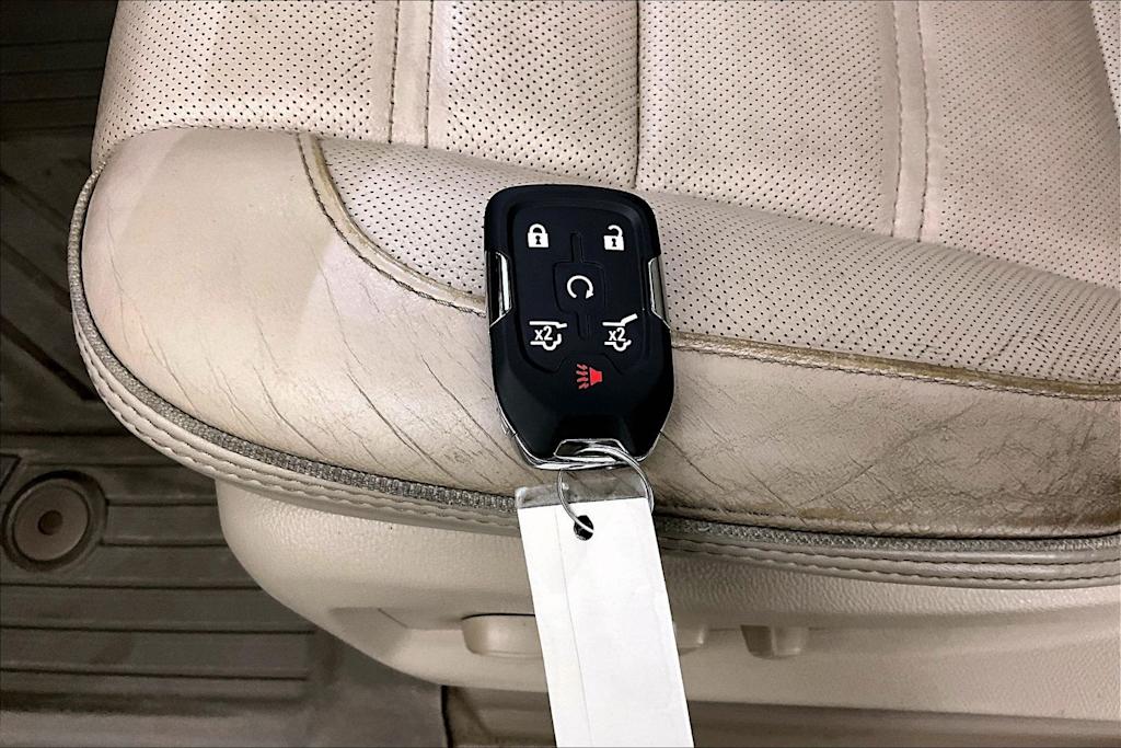 Thumbnail: 2019 GMC Yukon XL - 20