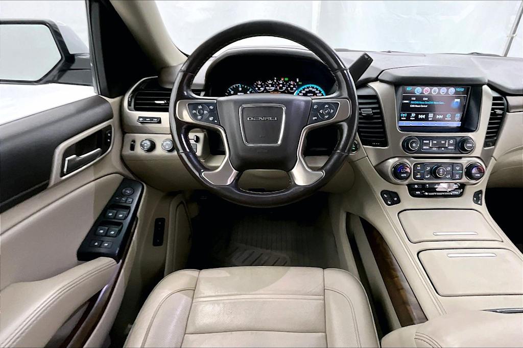 Thumbnail: 2019 GMC Yukon XL - 14