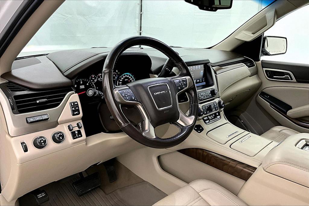 Thumbnail: 2019 GMC Yukon XL - 2