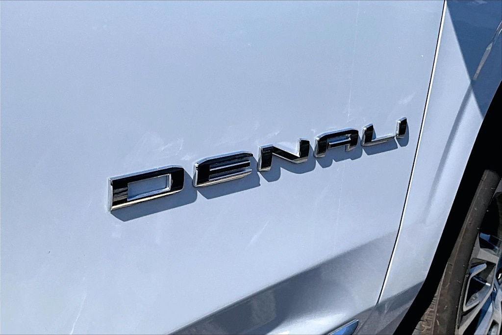 Thumbnail: 2026 GMC Yukon XL - 7