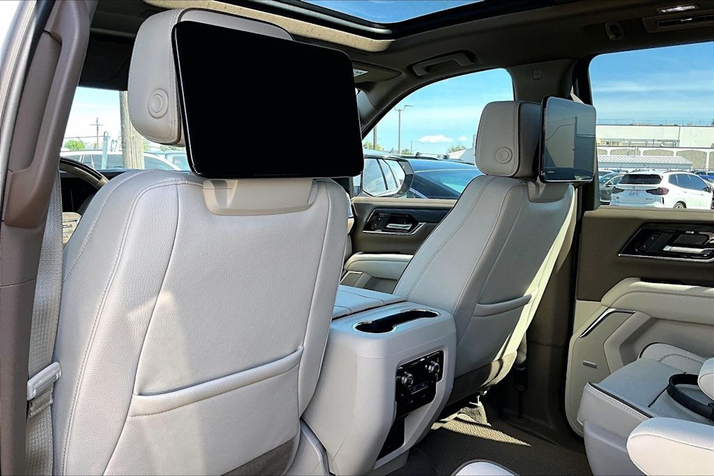 Thumbnail: 2026 GMC Yukon XL - 12