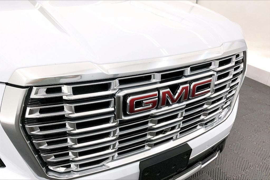 Thumbnail: 2026 GMC Yukon XL - 33