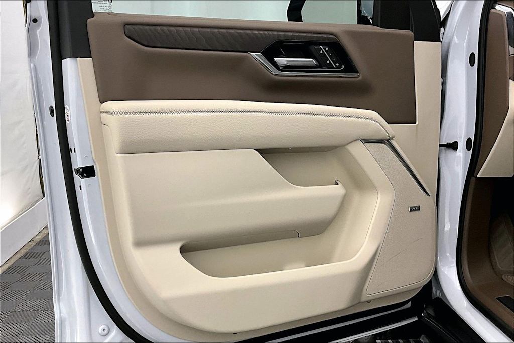 Thumbnail: 2026 GMC Yukon XL - 27
