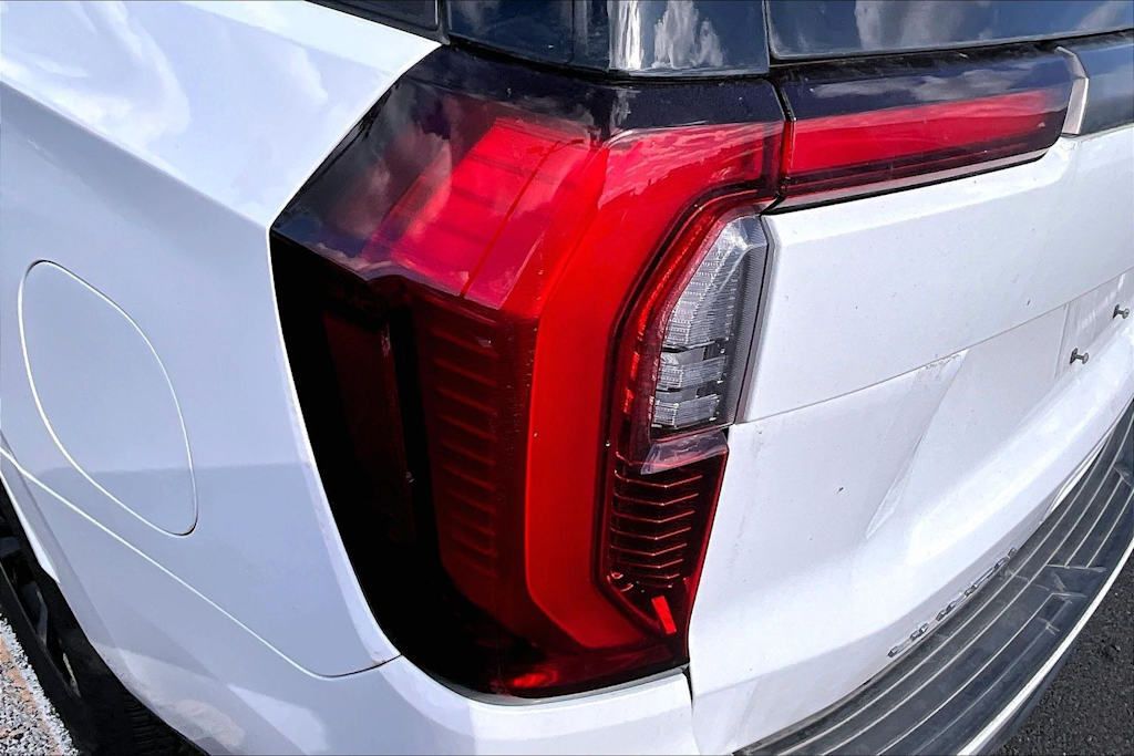 Thumbnail: 2025 GMC Yukon - 16