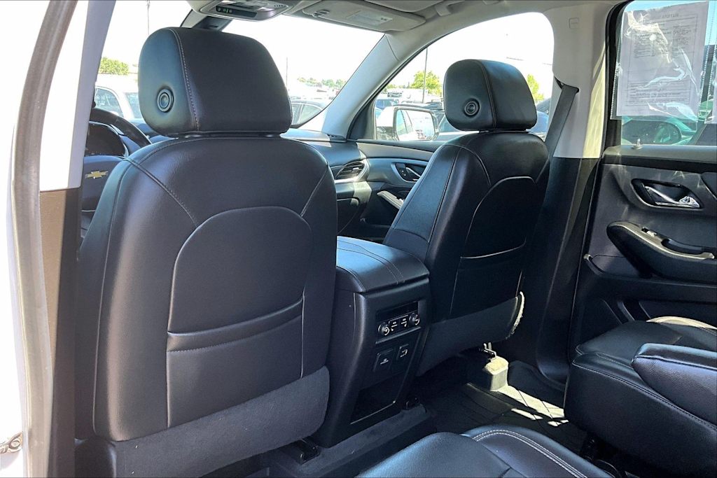 Thumbnail: 2020 Chevrolet Traverse - 11