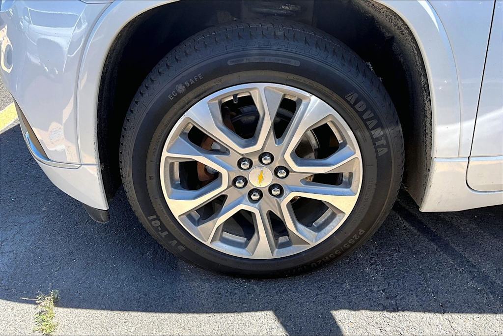 Thumbnail: 2020 Chevrolet Traverse - 8