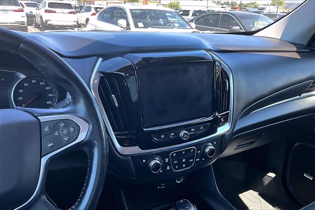 Thumbnail: 2020 Chevrolet Traverse - 15