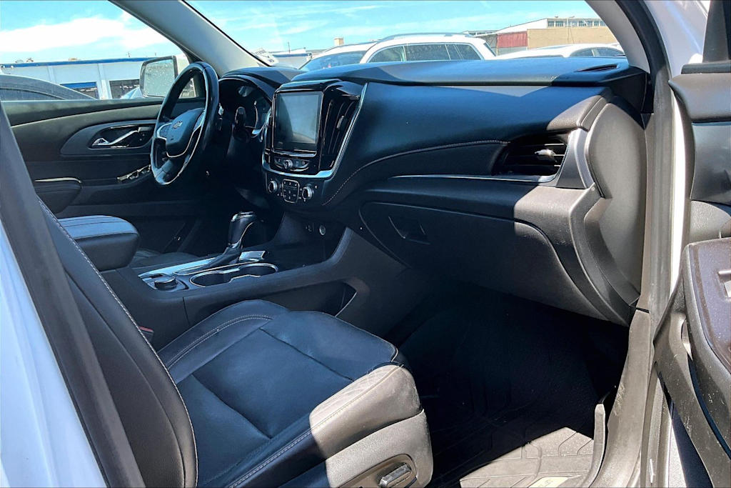 Thumbnail: 2020 Chevrolet Traverse - 13