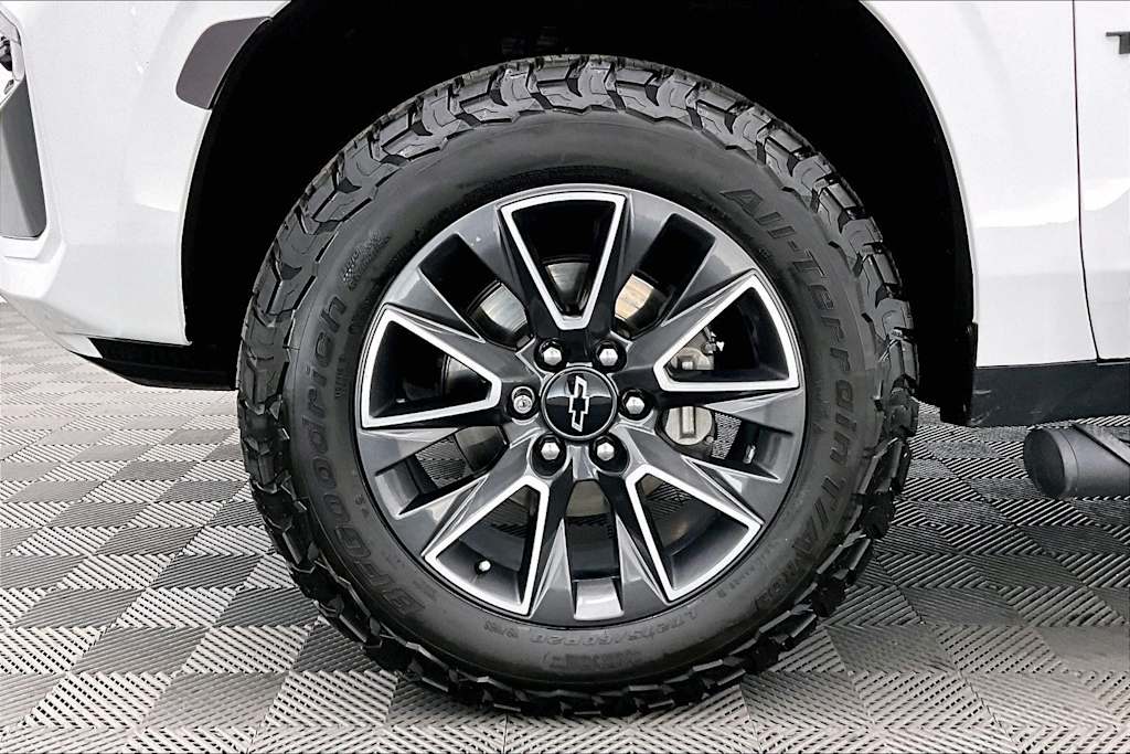Thumbnail: 2021 Chevrolet Tahoe - 7
